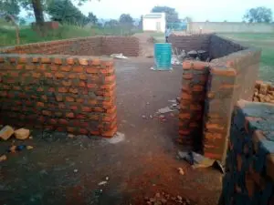 Cappella di Radio Maria Uganda Nebbi in costruzione 