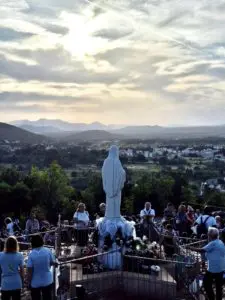 OTTAVA SERATA - NOTTE ROSARIO PER LA PACE ED APPARIZIONE