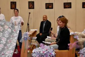 Benedizione di P. Livio velo di Maria Bambina (17)