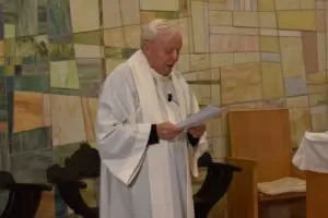 Benedizione di P. Livio velo di Maria Bambina (29)