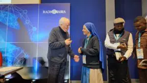 IX CONVEGNO MONDIALE DI RADIO MARIA I RAPPRESENTANTI DEI VARI CONTINENTI CON P.LIVIO