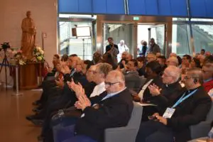 IX CONVEGNO MONDIALE DI RADIO MARIA- Erba - 131024 (161)