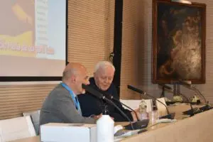 Padre Livio e il Presidente Vittorio Viccardi - IX CONVEGNO MONDIALE DI RADIO MARIA- Erba - 131024 (177)