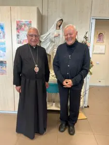 P.LIVIO CON IL PATRIARCA DEI GRECO MELKITI - CATTOLICI DI RITO ORIENTALE, YOUSSEF ABSI patriarca cattolico siriano, dal 21 giugno 2017 patriarca di Antiochia, di Gerusalemme e di tutto l'Oriente -X CONVEGNO MONDIALE DI RADIO MARIA- Erba - 131024 (194)