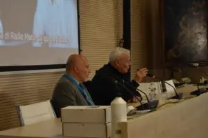 Padre Livio e il Presidente Vittorio Viccardi - IX CONVEGNO MONDIALE DI RADIO MARIA- Erba - 131024 (23)