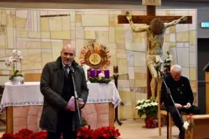 Presidente Vittorio Viccardi - Mariatona Natalizia: Rosario animato dai bambini nella Cappella di Radio Maria