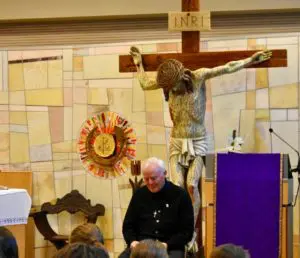 Padre Livio - Mariatona Natalizia: Rosario animato dai bambini nella Cappella di Radio Maria