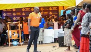 DA RADIO MARIA UGANDA!! La fede apre le porte al percorso scolastico