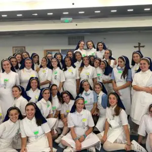 DA LOURDES CON AFFETTO A RADIO MARIA