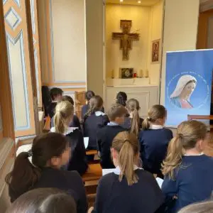 Cappella dei ragazzi della scuola Saint-Jean de Passy di Parigi in diretta su Radio Maria