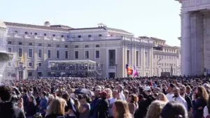Live siamo in Piazza San Pietro