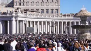 Live siamo in Piazza San Pietro