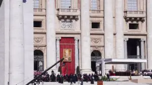 Live siamo in Piazza San Pietro