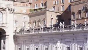 Live siamo in Piazza San Pietro