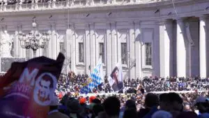 Live siamo in Piazza San Pietro