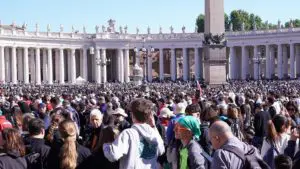 Live siamo in Piazza San Pietro