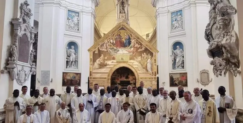 Assisi Convegno-Esercizi spirituali sacerdoti direttoriRM nel mondo