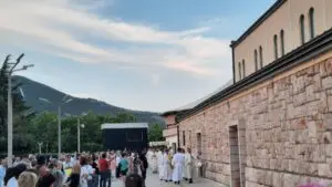 MEDJUGORJE ~  PROCESSIONE DEL CORPUS DOMINI