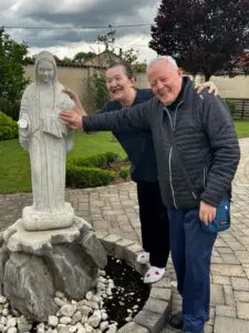 Padre Livio con Vicka (5)