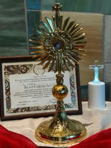 Benedizione reliquia Carlo Acutis Radio Maria (11)