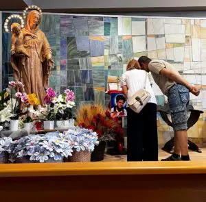 Venerazione reliquia Carlo Acutis cappella Radio Maria 22 agosto