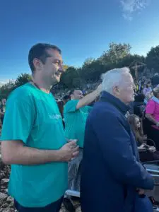 P Livio davanti alla Regina della Pace Podbrdo (3)