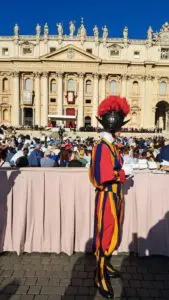 Piazza San Pietro - canonizzazione di Piergiorgio Frassati e Carlo Acutis