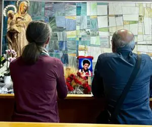 Venerazione reliquia San Carlo Acutis cappella Radio Maria 8 settembre (2)