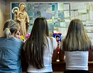 Venerazione reliquia San Carlo Acutis cappella Radio Maria 8 settembre (2)