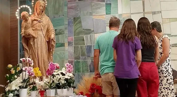 Venerazione reliquia San Carlo Acutis cappella Radio Maria 8 settembre (2)