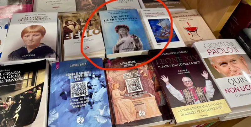 Libri di P. Livio a Roma in via della conciliazione