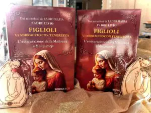 Figlioli vi abbraccio con tenerezza