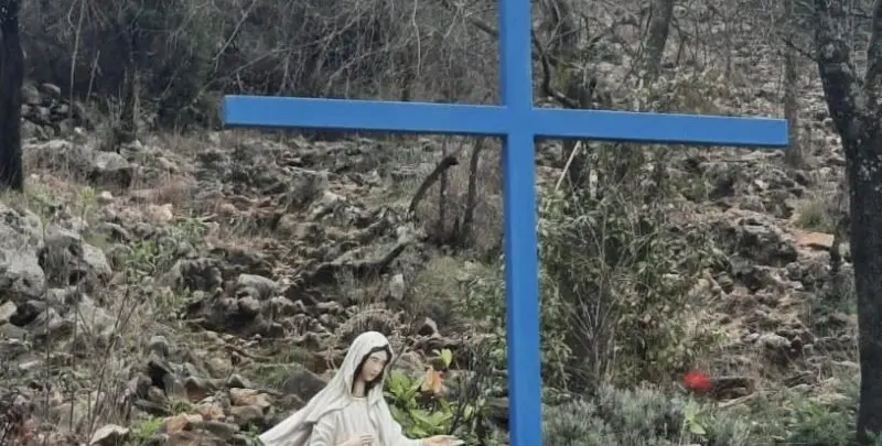 CROCE BLU MEDJUGORJE (2)