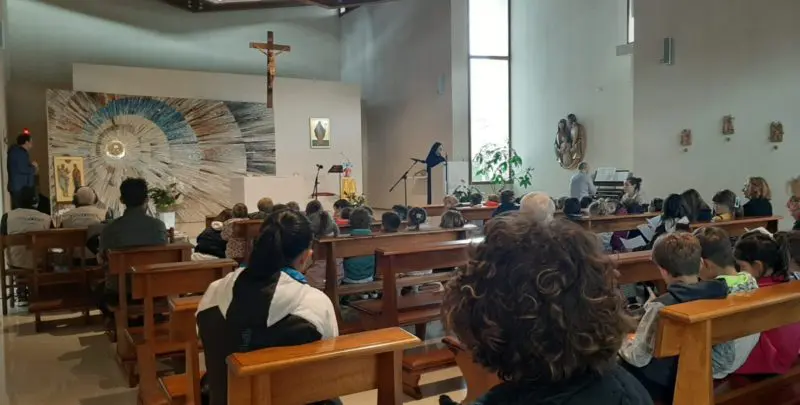 Rosario dalle scuole