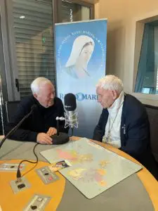 P. LIVIO CON SUA EMINENZA IL CARDINALE ERNEST SIMONI (12)