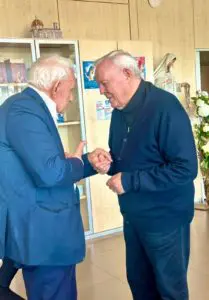 P. LIVIO CON SUA EMINENZA IL CARDINALE ERNEST SIMONI