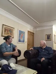 PADRE LIVIO E VICKA (1)