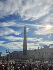 Notte tranquilla per papa Leone: rimosso un adenocarcinoma polmonare