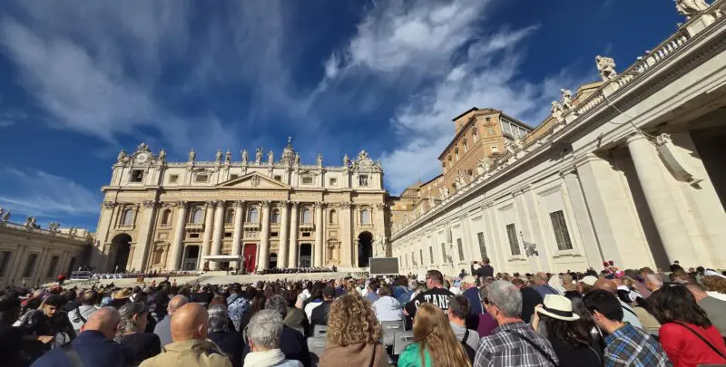 Notte tranquilla per papa Leone: rimosso un adenocarcinoma polmonare