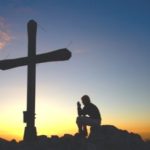 umanità che guarda alla croce umanità che guarda alla croce