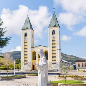 Video, foto e audio esclusivi in tempo reale da Medjugorje Medjugorje Chiesa di San Giacomo