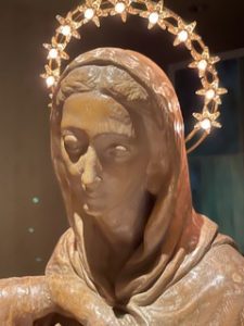 Statua della Madonna (9)
