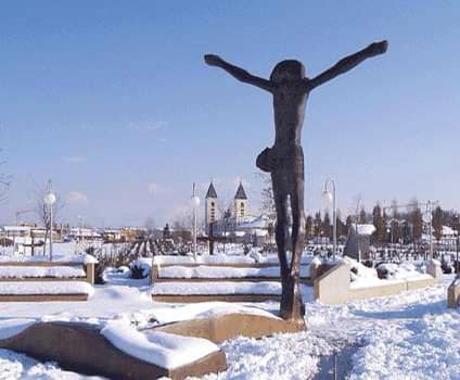 MEDJUGORJE SONO CENTINAIA LE GUARIGIONI IMROVVISE SEGNALATE ALLA PARROCCHIA DI MEDJUGORJE DALL’INIZIO AD OGGI. ⭐️A PARTIRE DA ⭐️⭐️DIANA BASILE LA PRIMA DONNA ITALIANA GUARITA INSTANTANEAMENTE DALLA SCLEROSI MULTIPLA