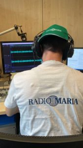T-shirt e cappellini Radio Maria1