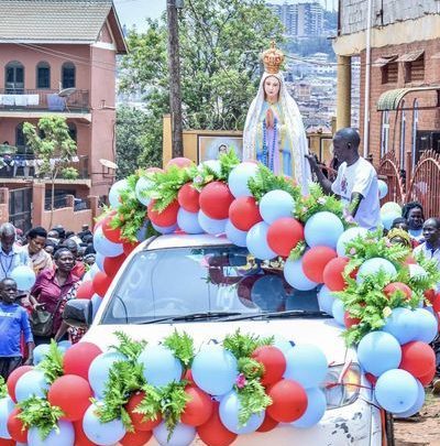 Radio Maria Uganda Il Rosario lungo le strade