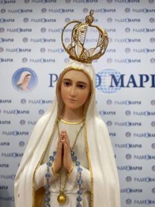 Statua della Regina della Pace situata nella regia di Radio Maria Ucraina