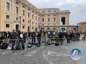 Preparativi per le esequie di Benedetto XVI