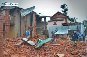 Ciclone 'Freddy Radio Maria a Quelimane Mozambico quasi unica parrocchia operativa