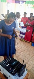 MARIATONA DELLE RADIO MARIA IN AFRICA I COLLEGAMENTI PER LE SANTE MESSE E LA PREGHIERA DAI VILLAGGI PIÙ SPERDUTI ALLE CITTÀ FUNZIONANO COSÌ 