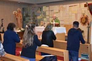 Santa Messa celebrata da Padre Livio - gruppo studi mobili 2023 (49)